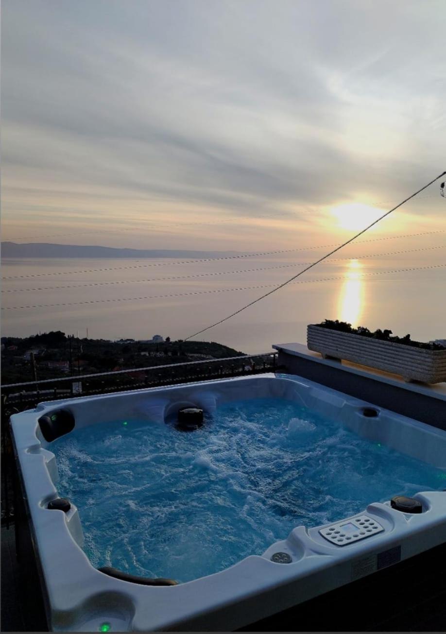 Holliday Home Alida With Jacuzzi Podgora Luaran gambar